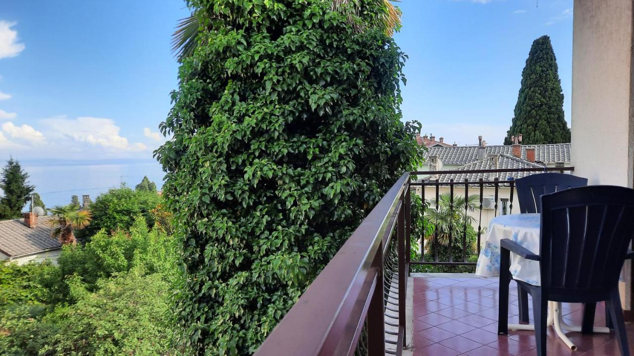Apartments Villa Ida Опатія Екстер'єр фото