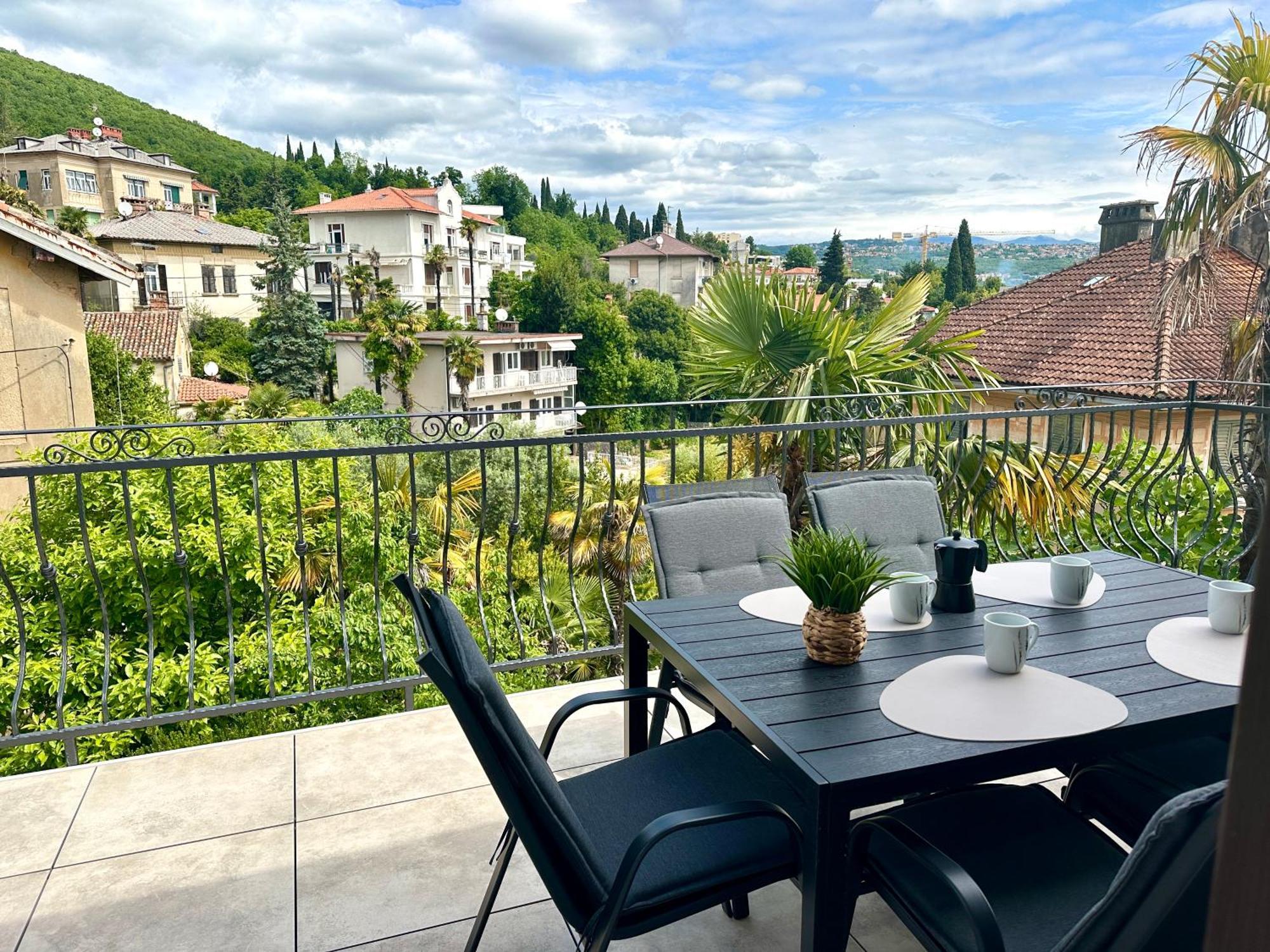Apartments Villa Ida Опатія Екстер'єр фото